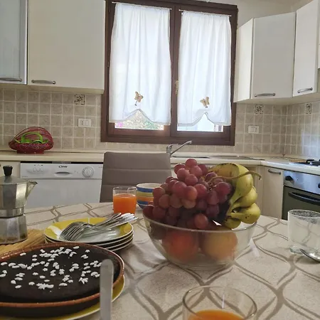 Casa Eleonora Apartament